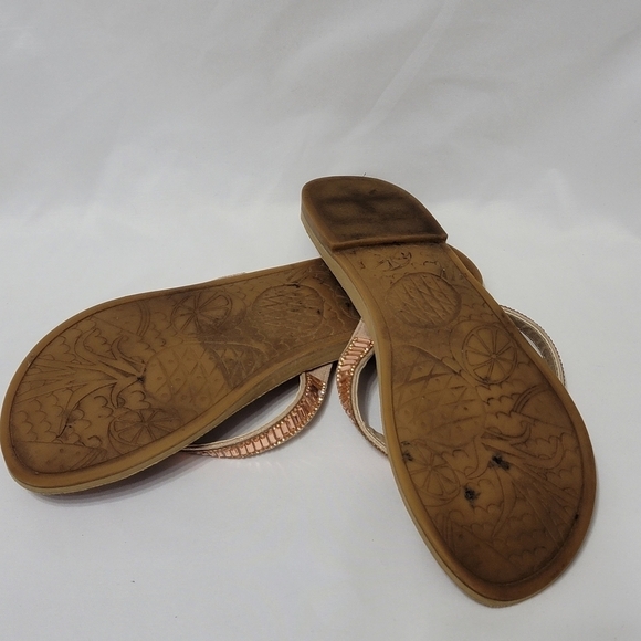 TORRID SQUARE PINK RHINESTONE FAUX LEATHER FLIP FLOP (WW) - Picture 11 of 11